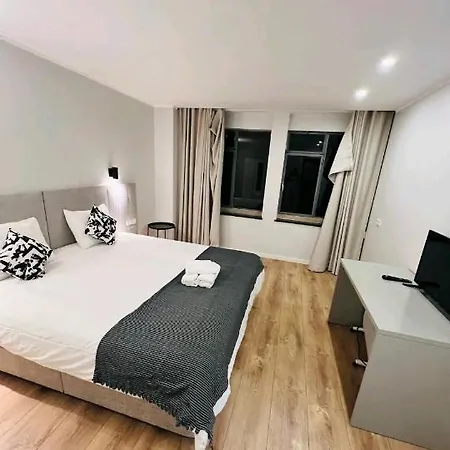 Appartement T1 - Sociedade Farmaceutica- Perfeito *